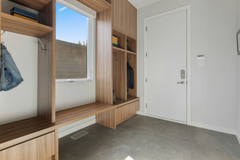 Hallways & Mudrooms